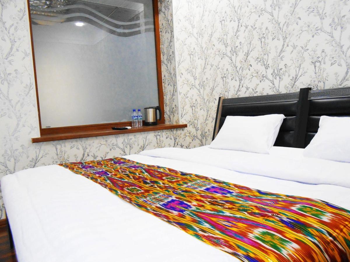 Colibri Traditional Hotel&Hostel Samarkand Esterno foto